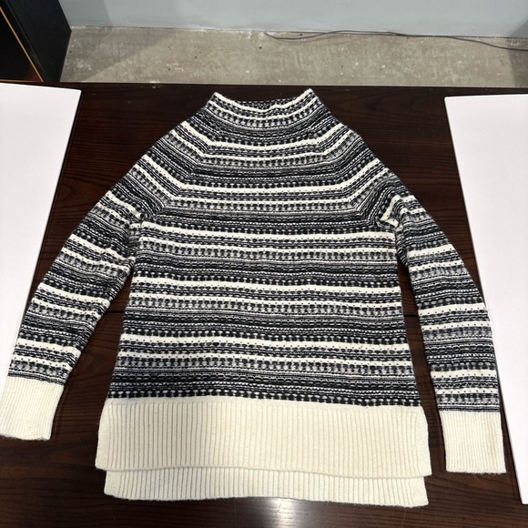 Talbots Sweaters - Talbots Black White Striped Mock Neck Sweater Women’s Size M Cozy Winter Knit